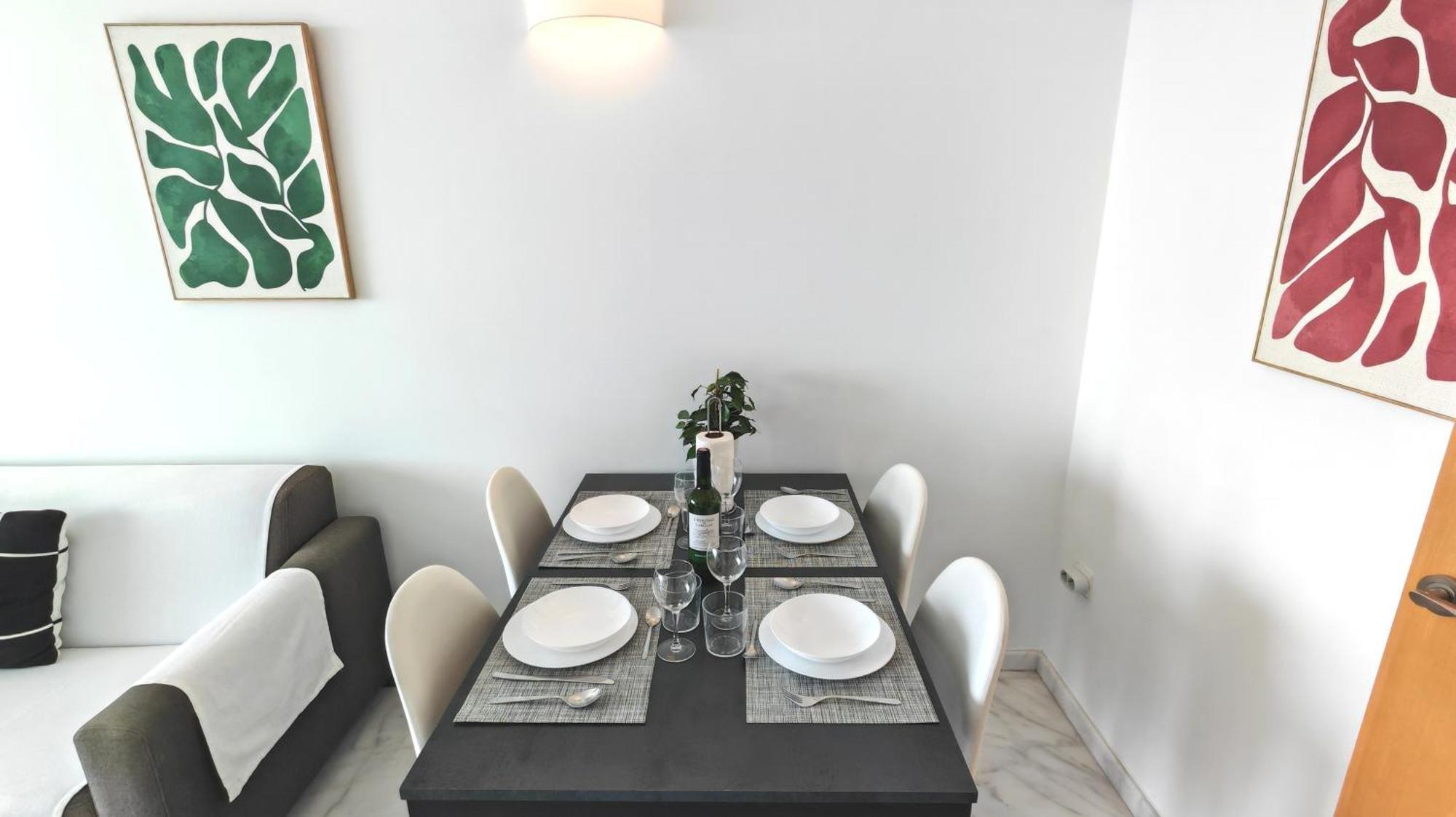 Apartment Floor 29 - Two-bedroom With Sea Views